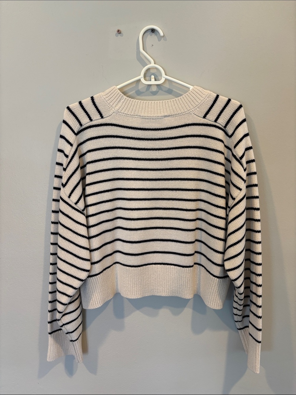 Zara Cream and Black Striped Crewneck Sweater - Picture 3 of 3